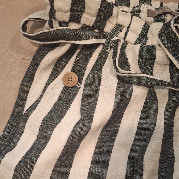 Maurices High Waist Black and White Shorts - Picture 6 of 6